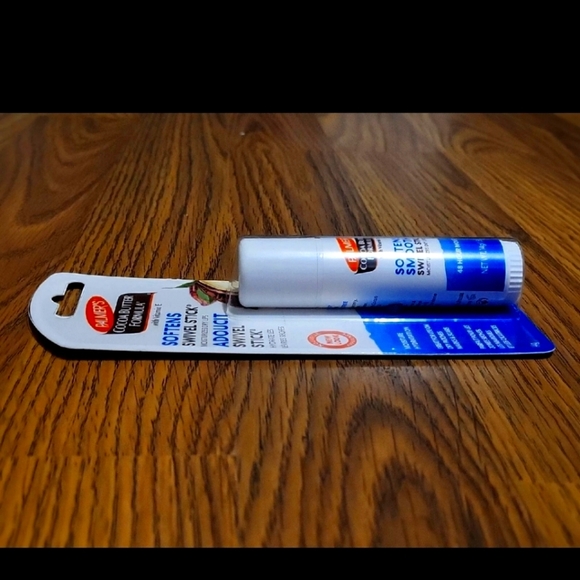 Palmer's Cocoa Butter Formula Swivel Stick Vitamin E Moisturizes .5oz Scars Lips - Picture 5 of 6